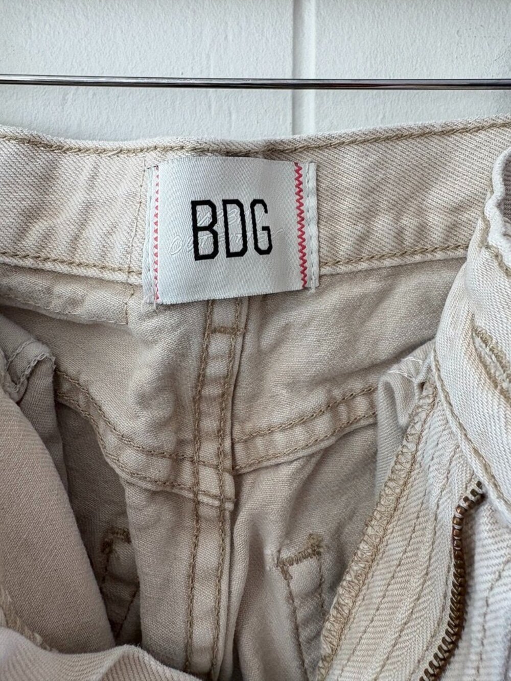 BDG High-Waisted Wide Leg Jean - Picture 5 of 6